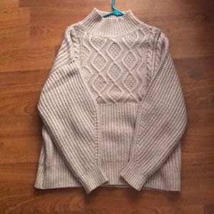 Big comfy turtleneck sweater. ONLY WORN ONCE
